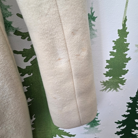 Elegant Banana Republic Cream Women's Coat - Picture 8 of 14